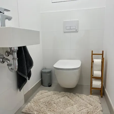 Appartement Klingerka Brand New 1-bedroom Free Parking Bratislava